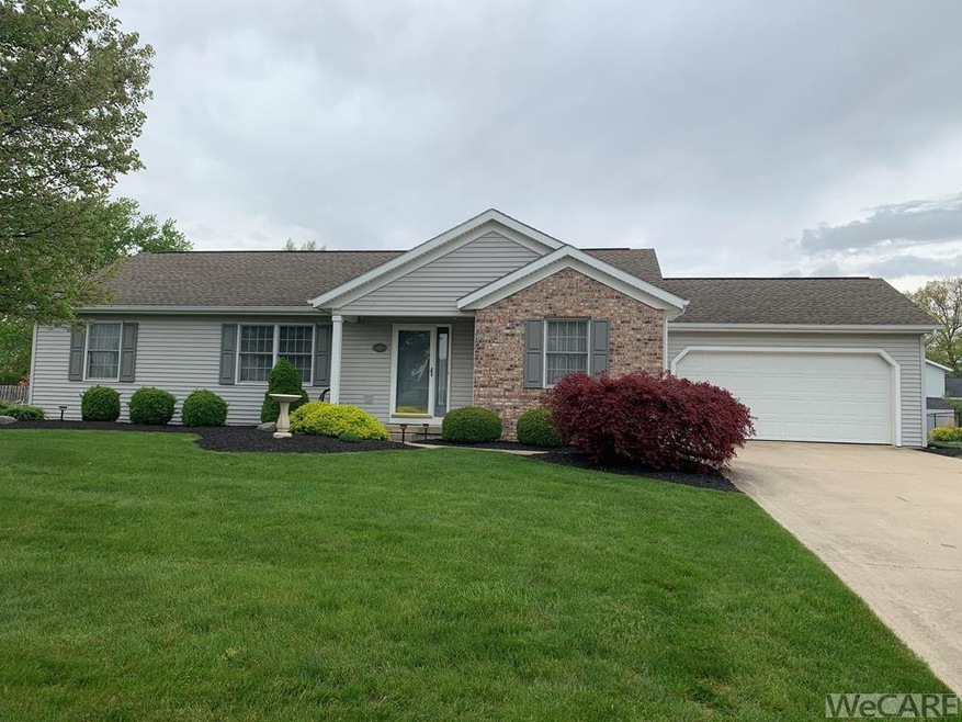 4948 Lobo St, Lima, OH 45807 - photo 1