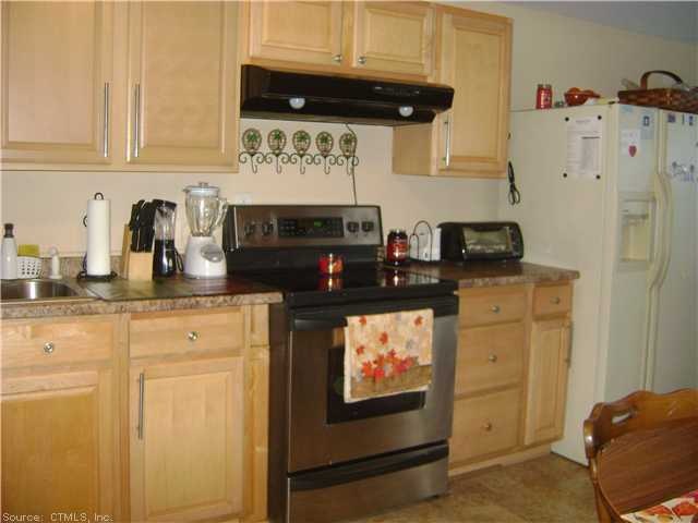 Kitchen. Beautiful updated kitchen
