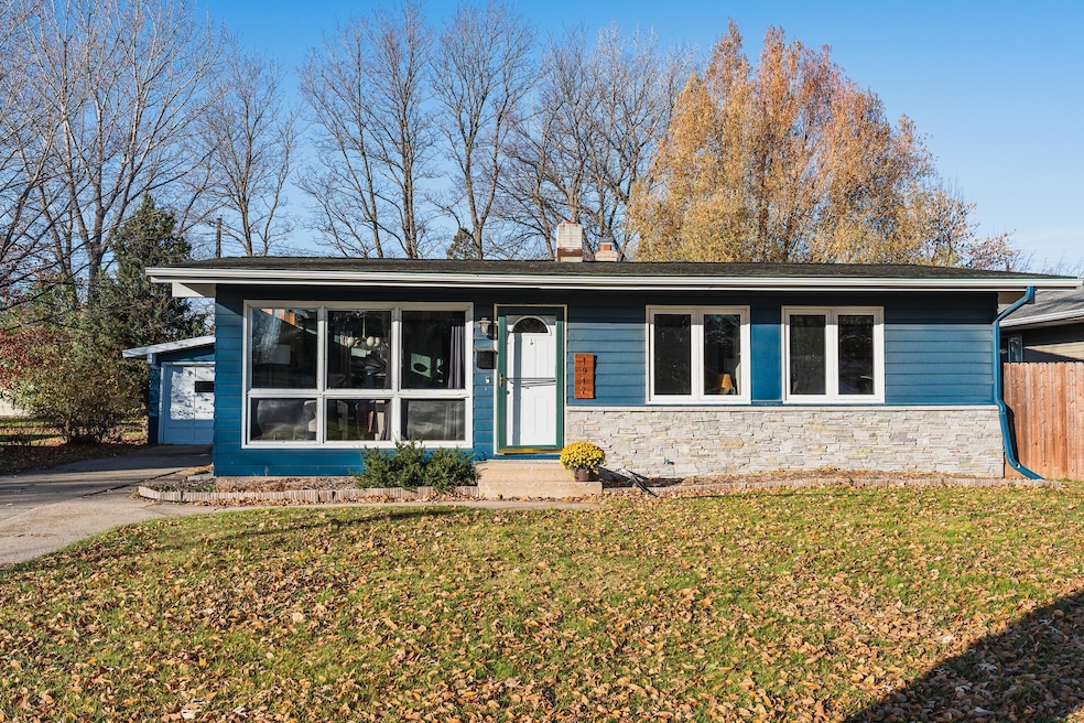 Welcome to 1917 16 1/2 St S, Fargo!