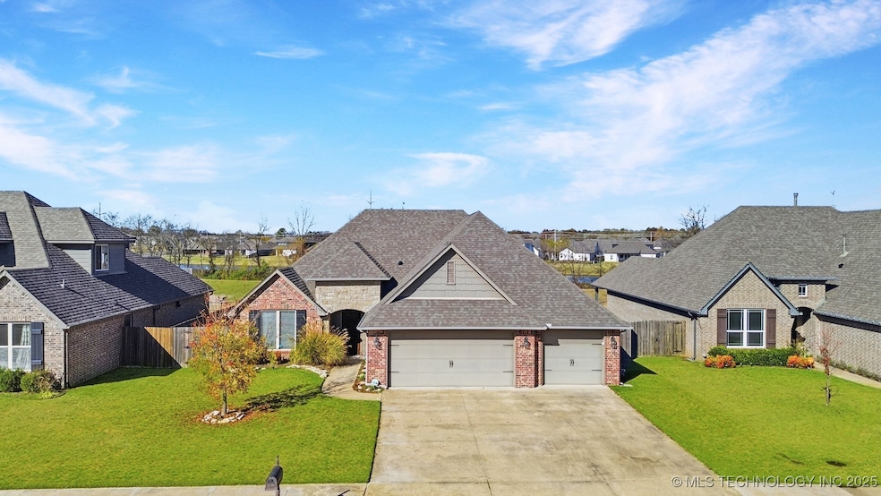 22803 E 104th St S, Broken Arrow, OK 74014 - photo 1