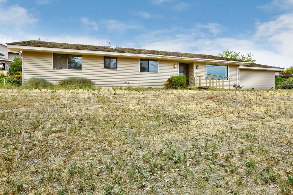 01_Hanson_EnglewoodCrest_Yakima_0001-HDR
