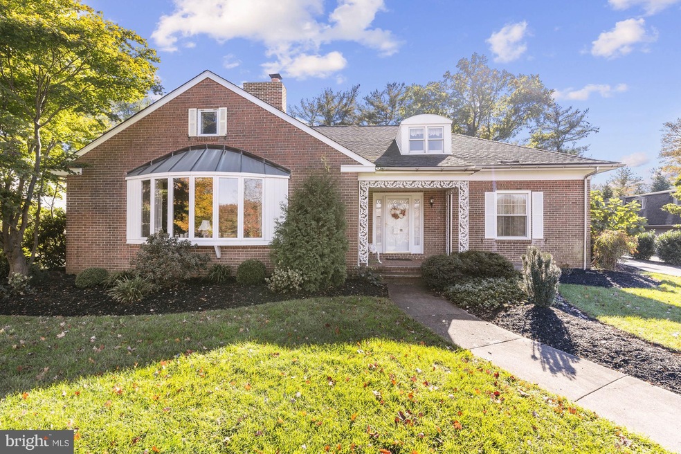 306 Country Club Dr, Wilmington, DE 19803 - photo 1