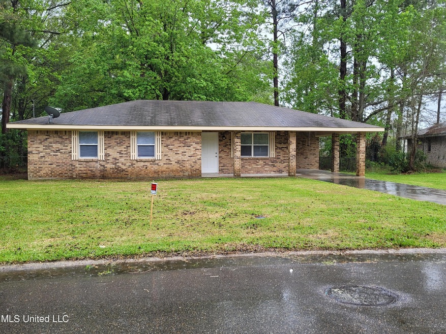 2811 Hickman Ave, Picayune, MS 39466 - photo 1