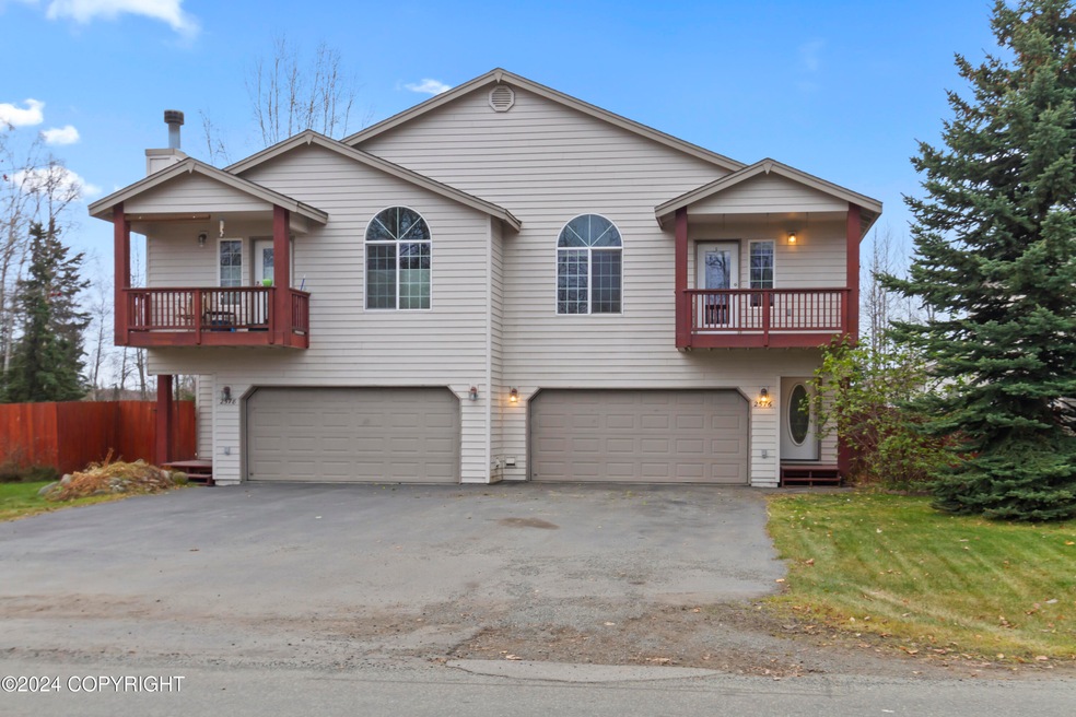 2576 Glacier St