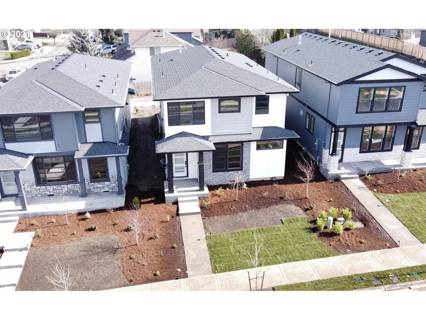 1118 SW Dottie Ave, Troutdale, OR 97060 - photo 1