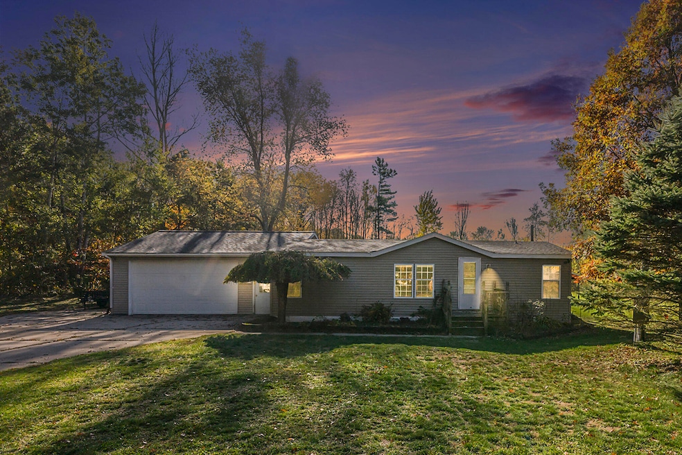 3096 140th Ave, Dorr, MI 49323 - photo 1