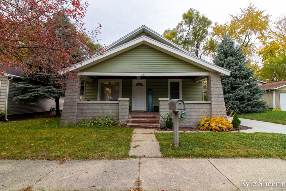 127 Frontenac (1 of 24)