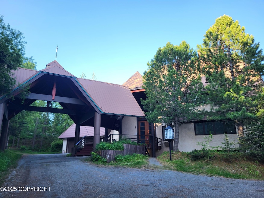 9921 Nearpoint Dr, Anchorage, AK 99507 - photo 1