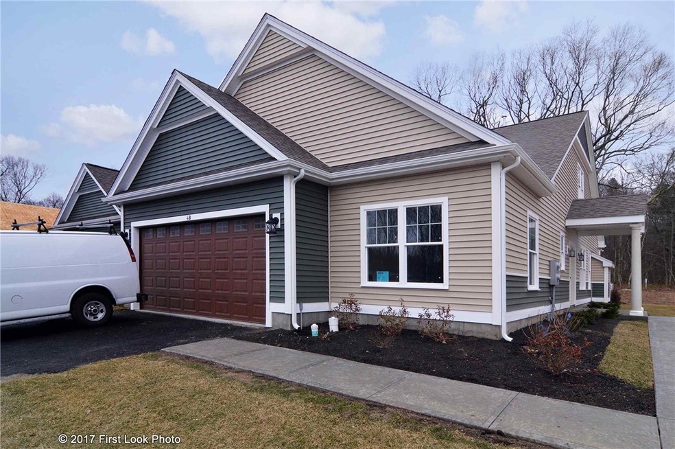 3 Fairway Dr unit 3A, Cranston, RI 02920 - photo 1