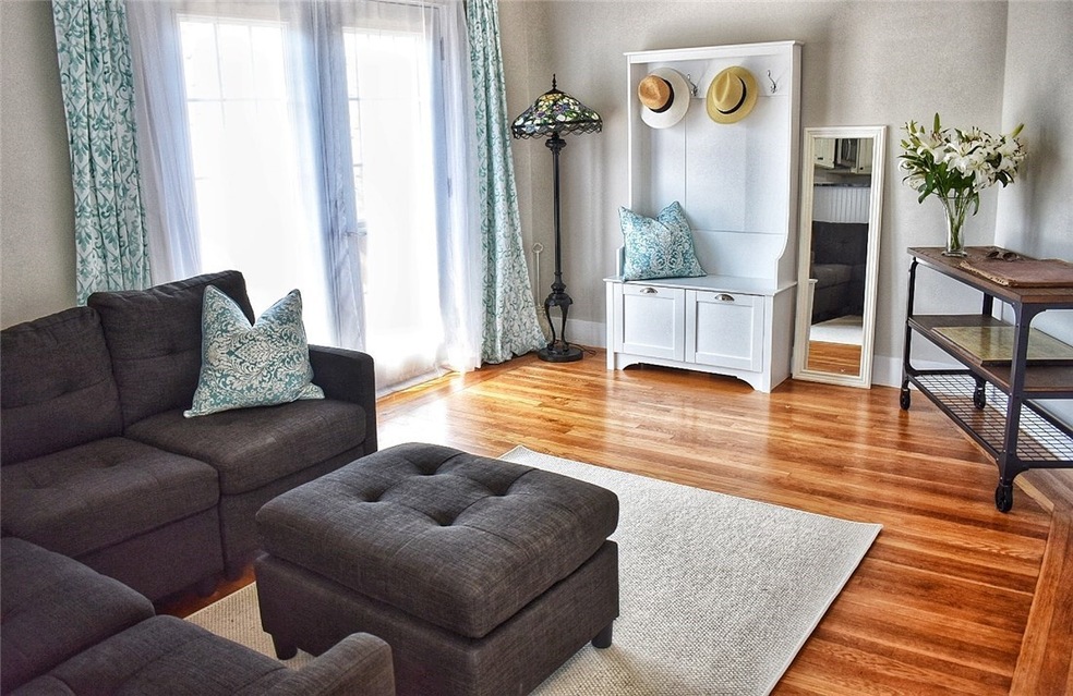 16 Old Fort Rd, Newport, RI 02840 - photo 1