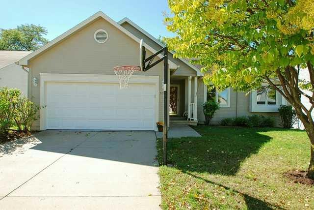 3010 Shadow Creek Ln, Des Moines, IA 50320 - photo 1