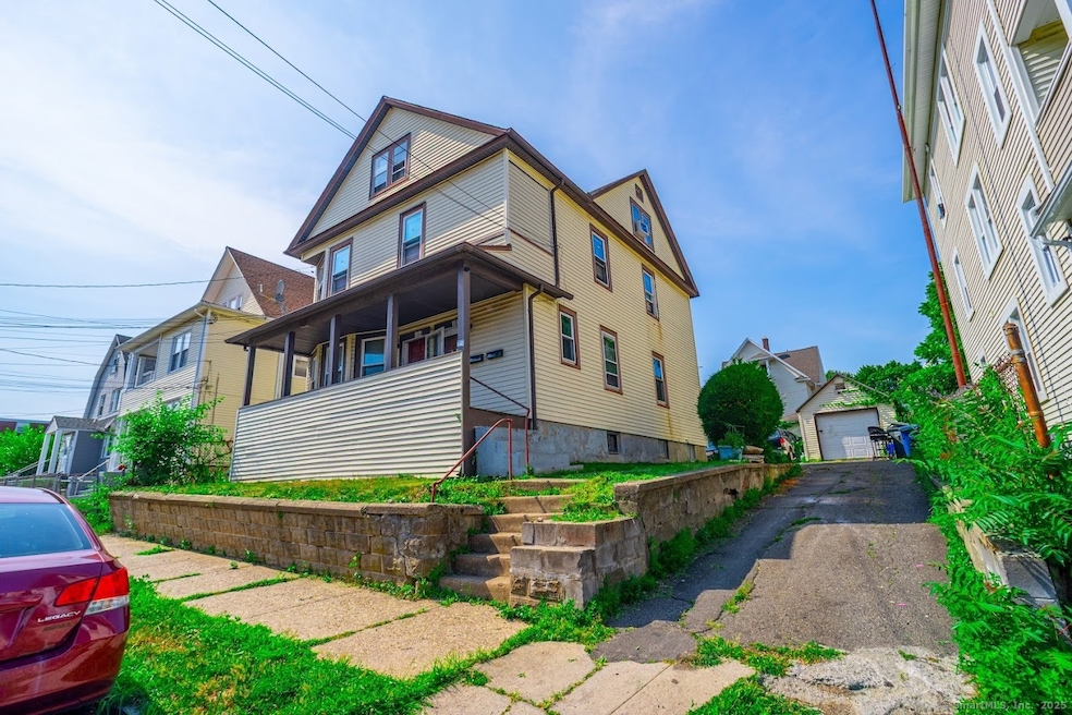 102 Hansen Ave unit 104, Bridgeport, CT 06605 - photo 1