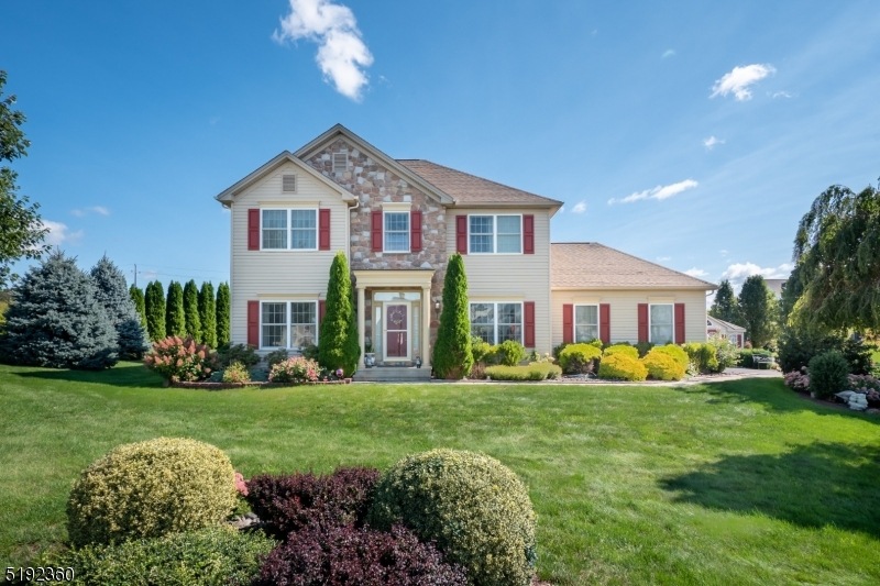 4721 Reston Dr - Easton Pa, Pennsylvania, NJ 18040 - photo 1