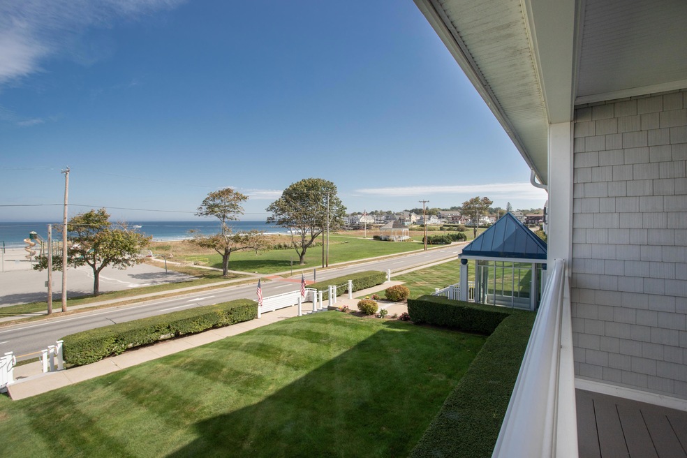 The Ocean House unit 211, York, ME 03909 - photo 1