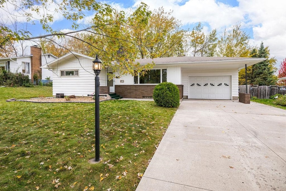 Pending $339,000 • Co-Listing Agent