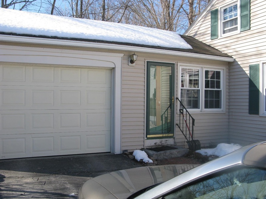 10 Camp Rd, Contoocook, NH 03229 MLS 4945109