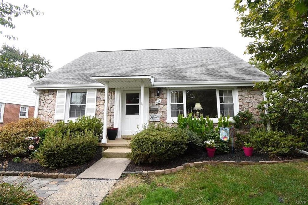 726 N Arch St, Allentown, PA 18104 - photo 1