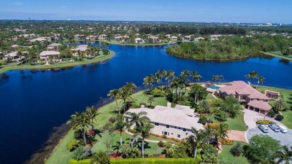 3727 Saratoga Ln, Davie, FL 33328 - photo 1