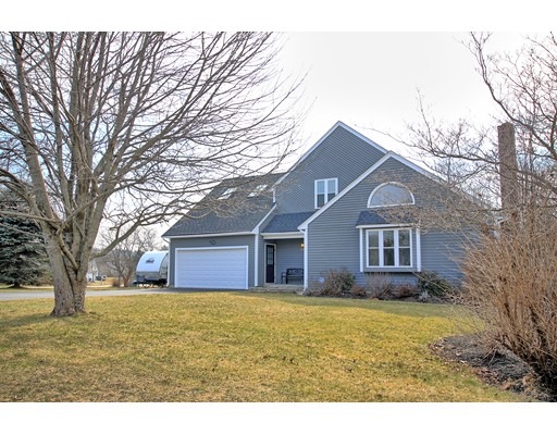 11 Clover Hill Rd, Sutton, MA 01590 - photo 1