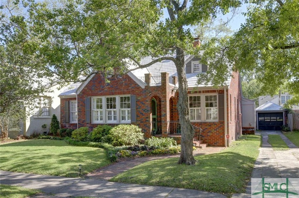 Classic 1935 Ardsley Park Bungalow with detached g