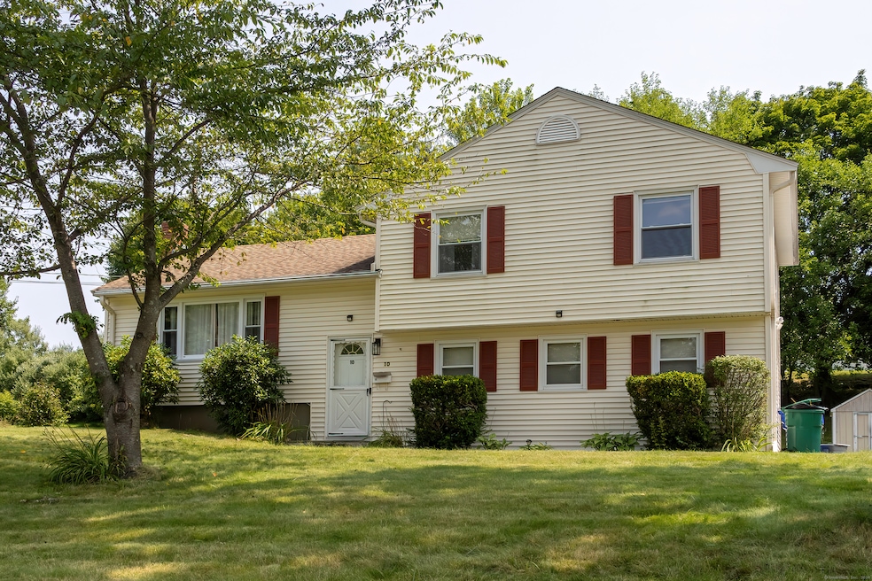 10 Old Village Rd, Bloomfield, CT 06002 - photo 1