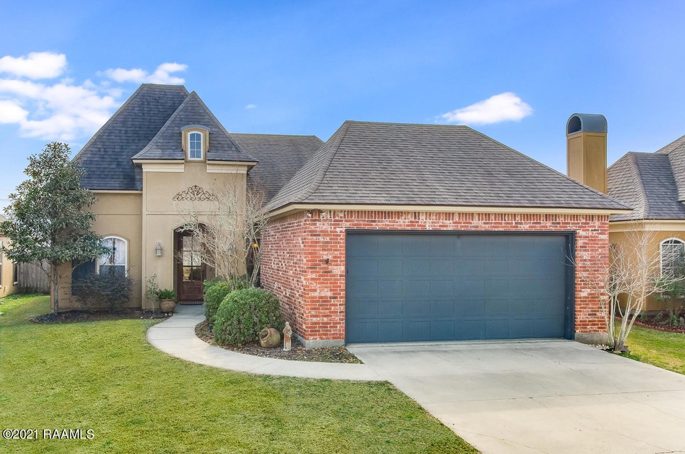 305 Hiatus Lane, Lafayette, LA 70508