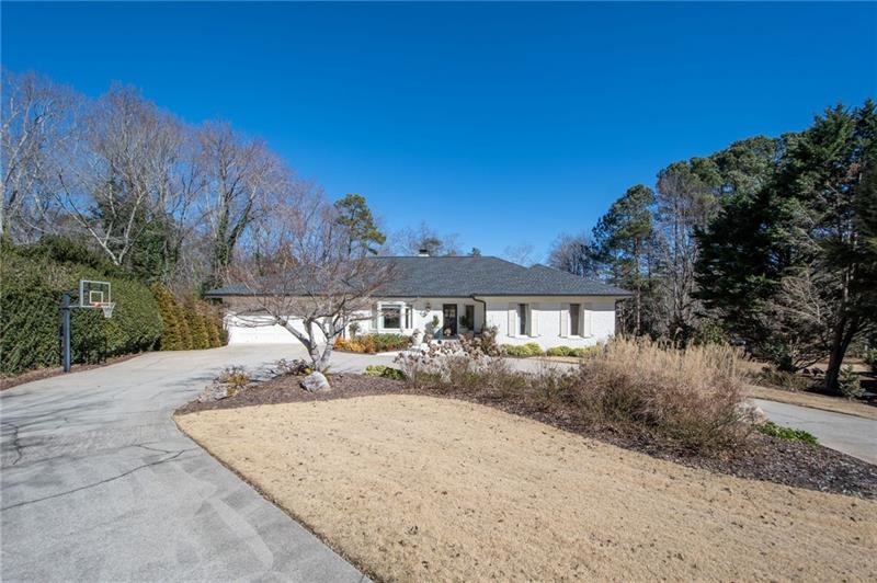 2824 Village Ct, Gainesville, GA 30506 - photo 1