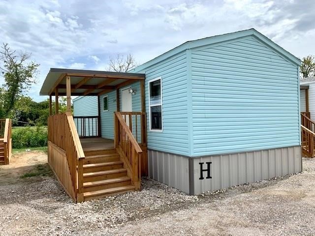 3621 County Road 161 unit M, Alvin, TX 77511 - photo 1