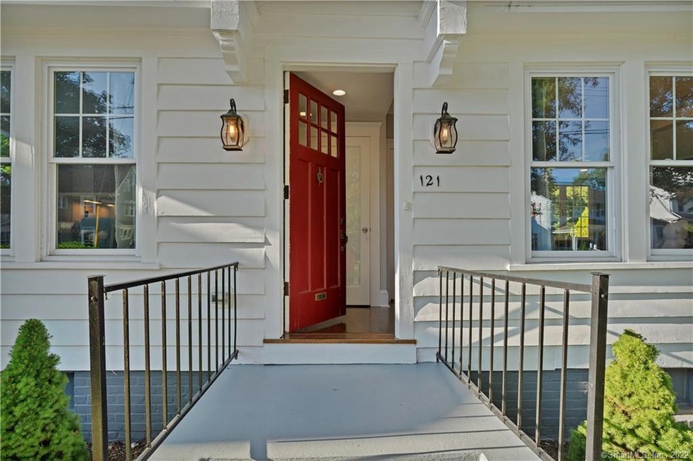 121 Thornton St, Hamden, CT 06517 - photo 1