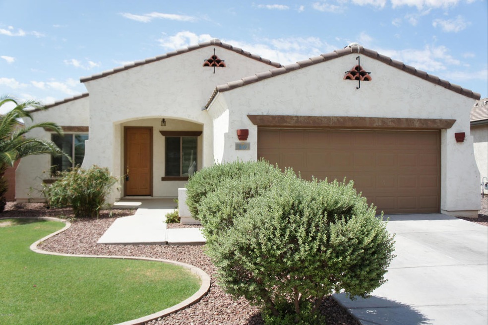 Welcome Home to 839 E. Las Colinas Place