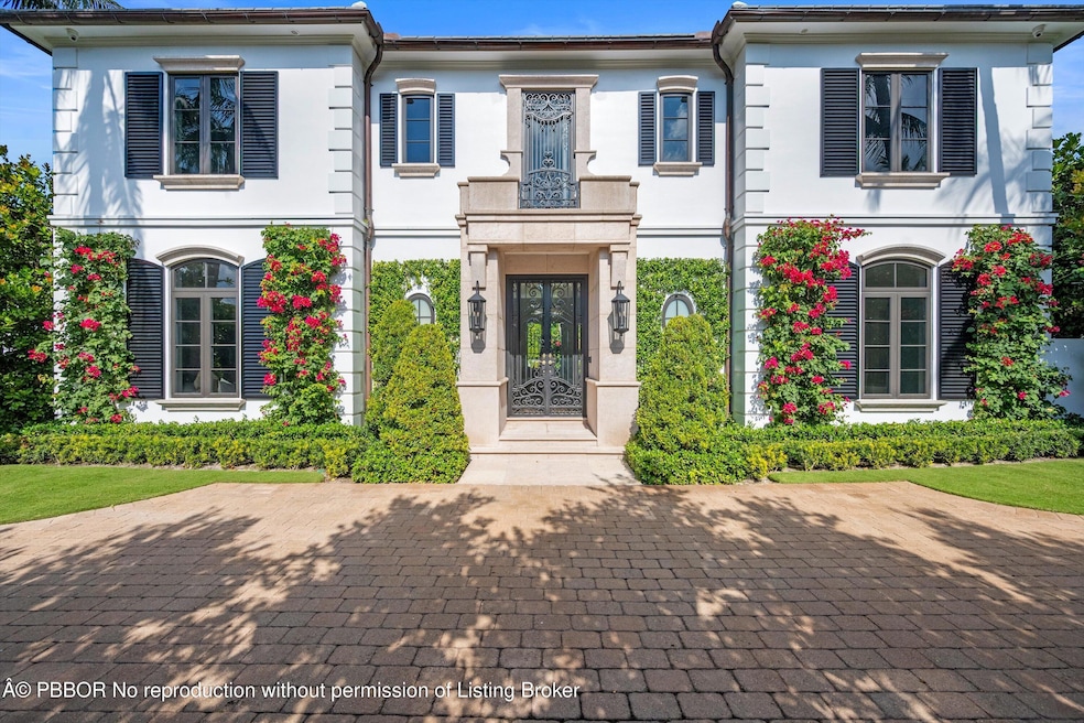 125 Via Vizcaya, Palm Beach, FL 33480 - photo 1