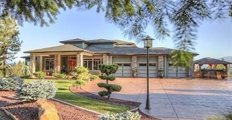 2321 Johns Peak Rd, Central Point, OR 97502 - photo 1