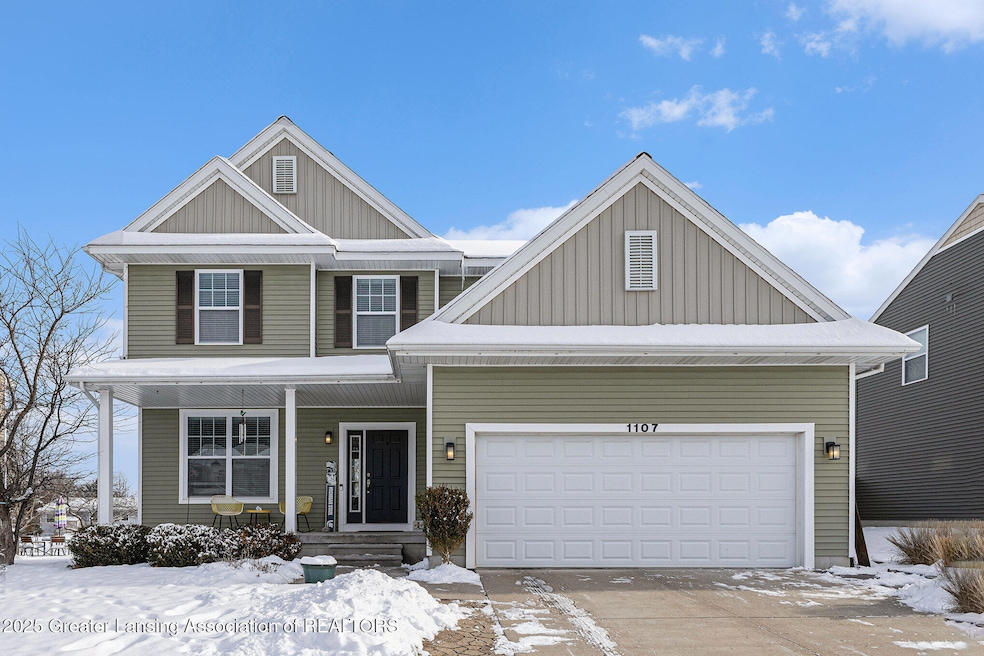 1107 Oakwood Dr, Dewitt, MI 48820 - photo 1