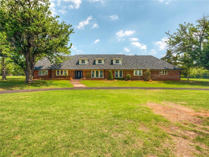 2600 Bobwhite Trail, Edmond, OK 73025 - photo 1