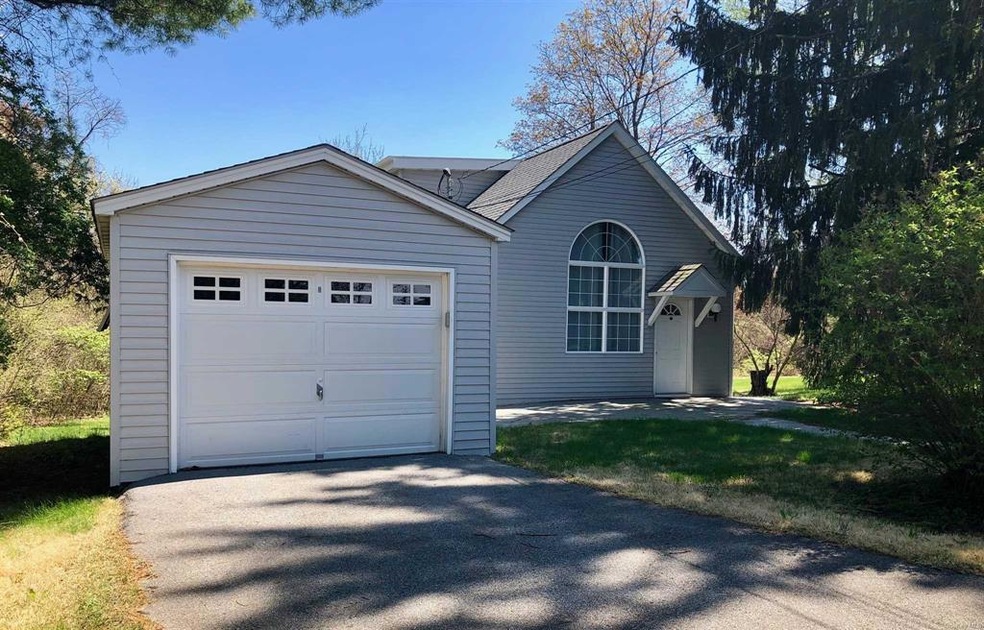 203 Osborne Hill Rd, Fishkill, NY 12524 - photo 1