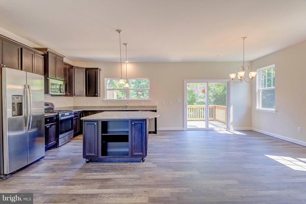 555 English Oak Ln, Prince Frederick, MD 20678 - photo 1