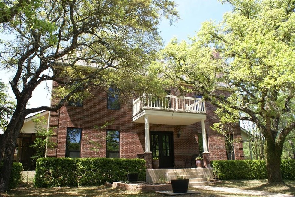 111 Lariat Ln, Dripping Springs, TX 78620 - photo 1