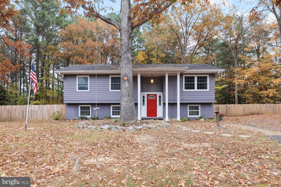 21536 Lynn Dr, Lexington Park, MD 20653 - photo 1