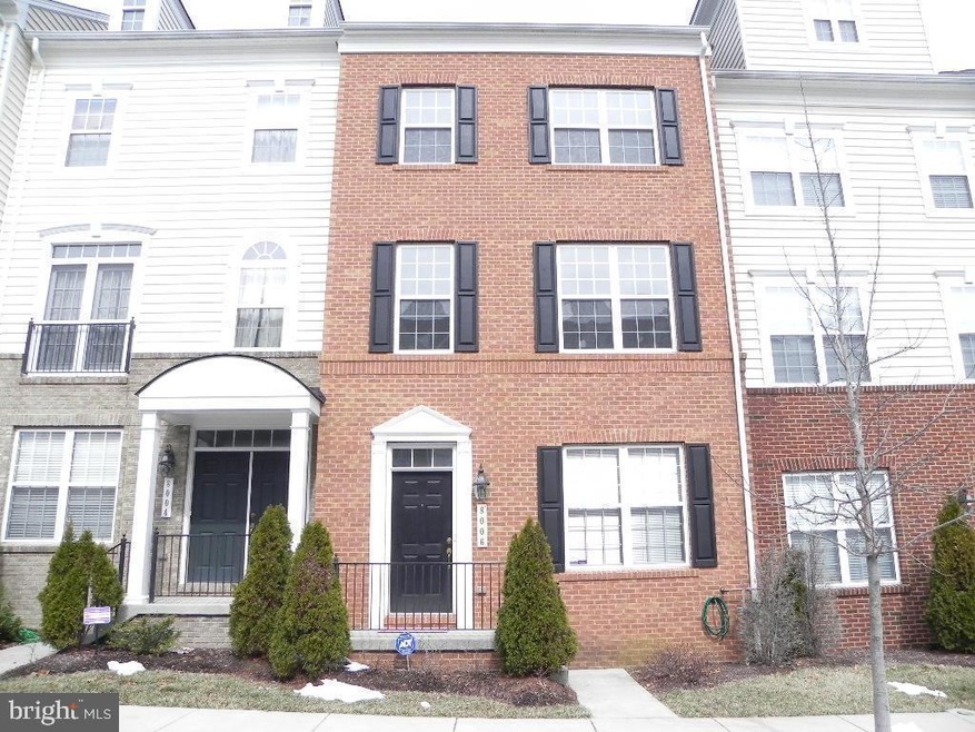 8006 Endzone Way, Hyattsville, MD 20785 - photo 1