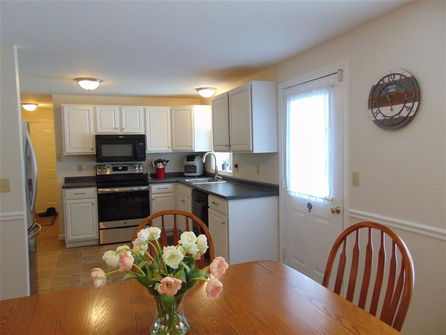 19 Meetinghouse Rd, Keene, NH 03431 - photo 1