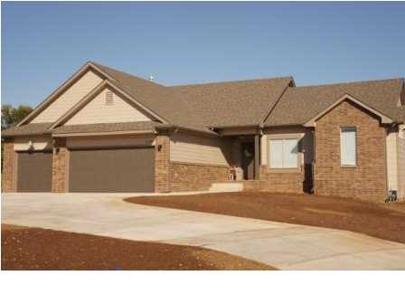 4126 N Parkdale Cir, Maize, KS 67101 - photo 1