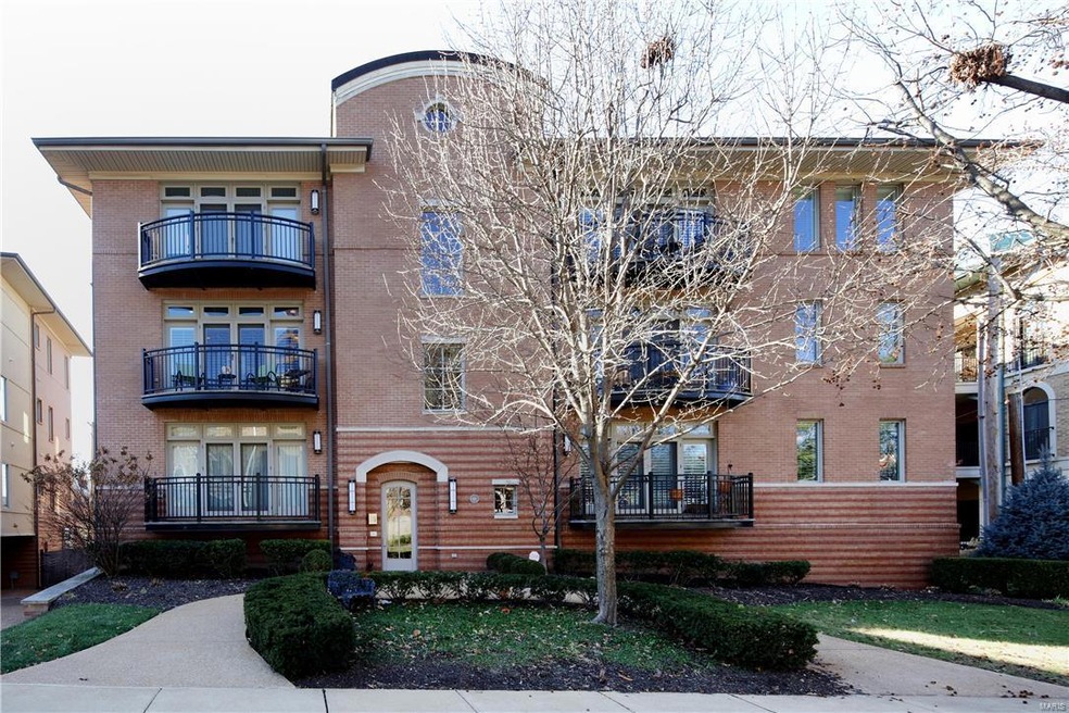 40 Brighton Way unit 2S, Saint Louis, MO 63105 - photo 1