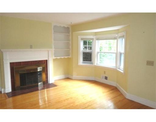 17 Calthrope Rd unit 17, Marblehead, MA 01945 - photo 1