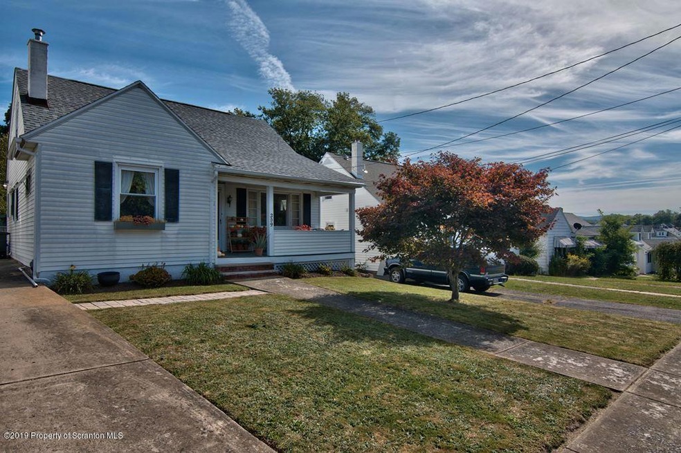 309 E Mcclure St, Old Forge, PA 18518 - photo 1