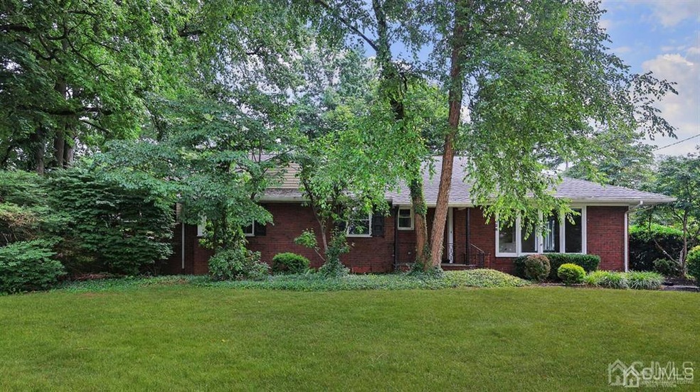 428 E Middlesex Ave, Woodbridge, NJ 07095 - photo 1