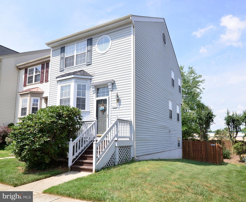 301 Mcdaniel Dr, Purcellville, VA 20132 - photo 1