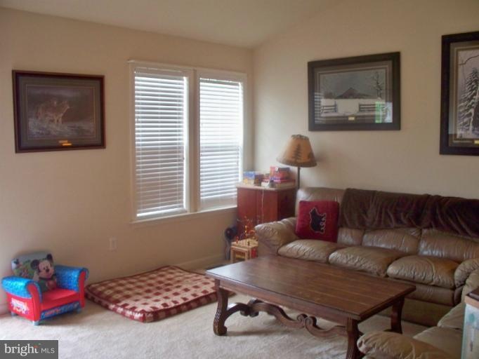 50 Spanish Moss Ct, Chambersburg, PA 17202 - photo 1