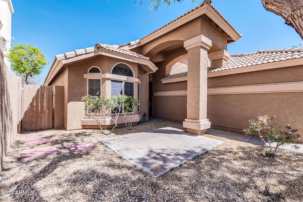 16001 S 13th Way-4