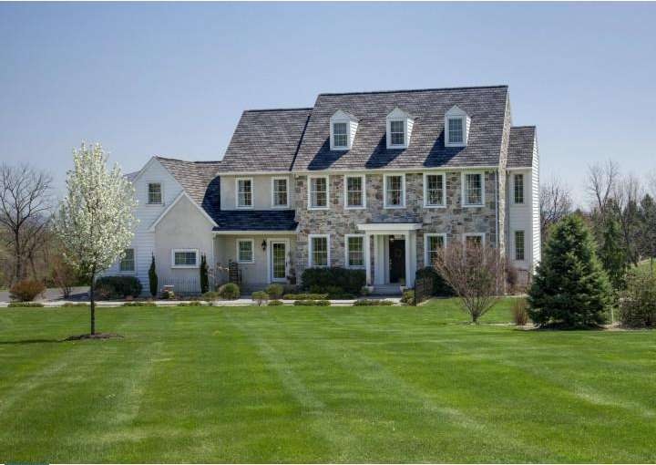 8400 Airport Rd, Northampton, PA 18067 - photo 1