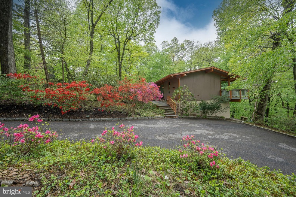 Sold $805,000 • Co-Listing Agent